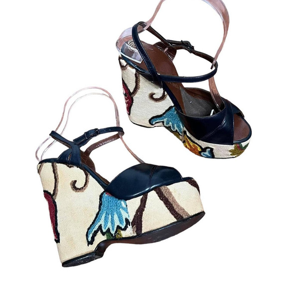 BONNIE smith for kimmel "The wonder wedge" vintage leather & floral needlework